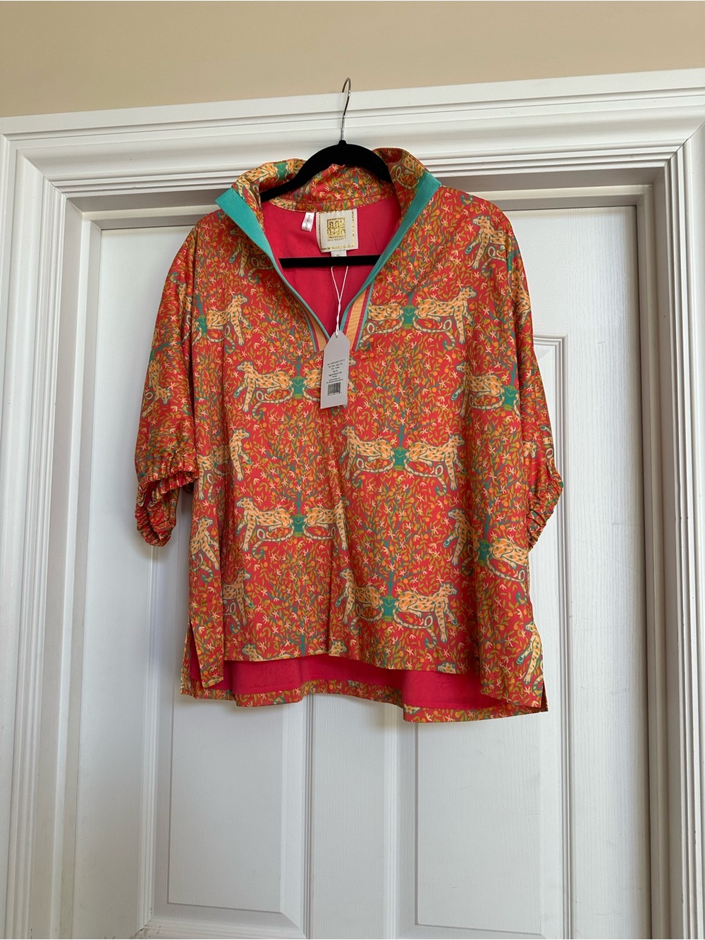Coral Printed Short-Sleeve Hooded Pullover Top
